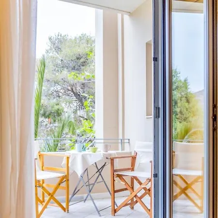 Modern Flat With Partial View