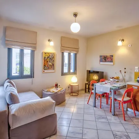 Modern Flat With Partial View *