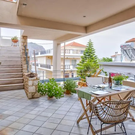 Apartment Modern Flat With Partial View