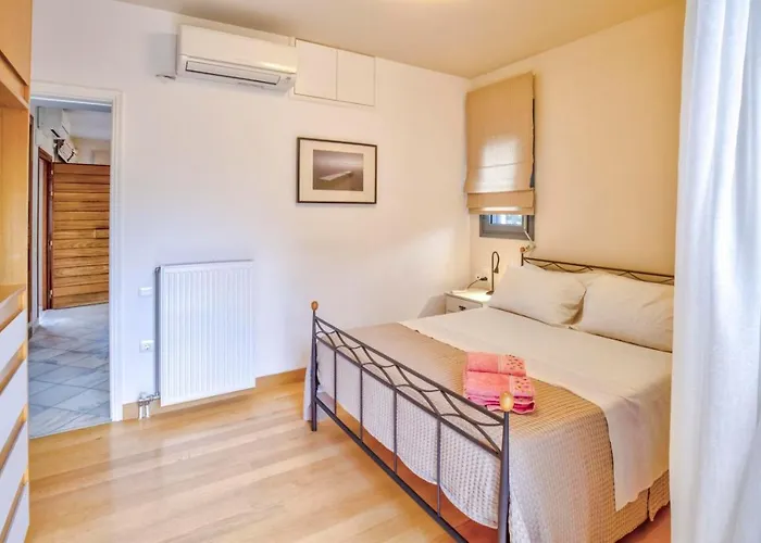 דירה Modern Flat With Partial View