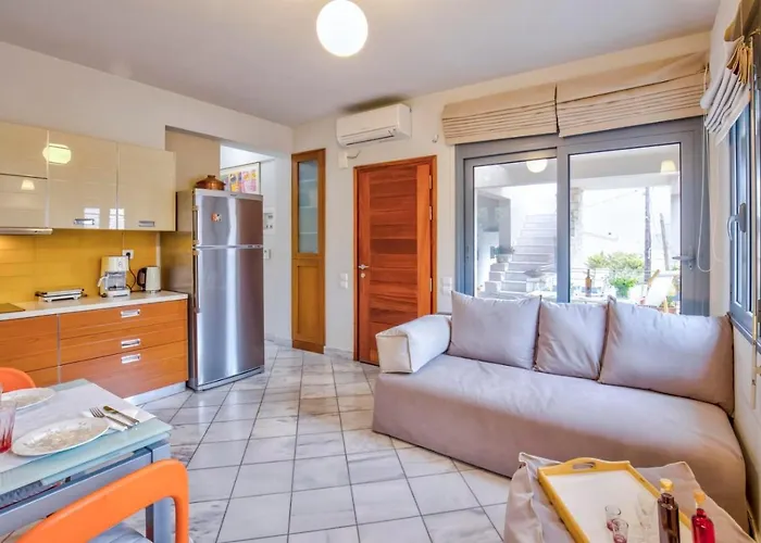 Modern Flat With Partial View