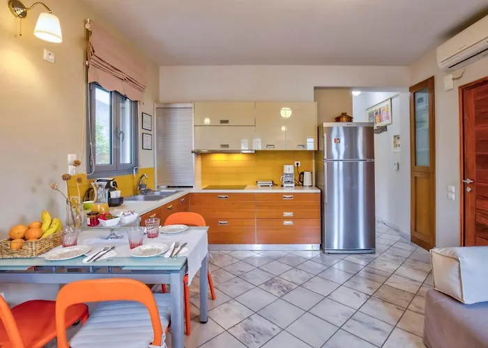 Modern Flat With Partial View